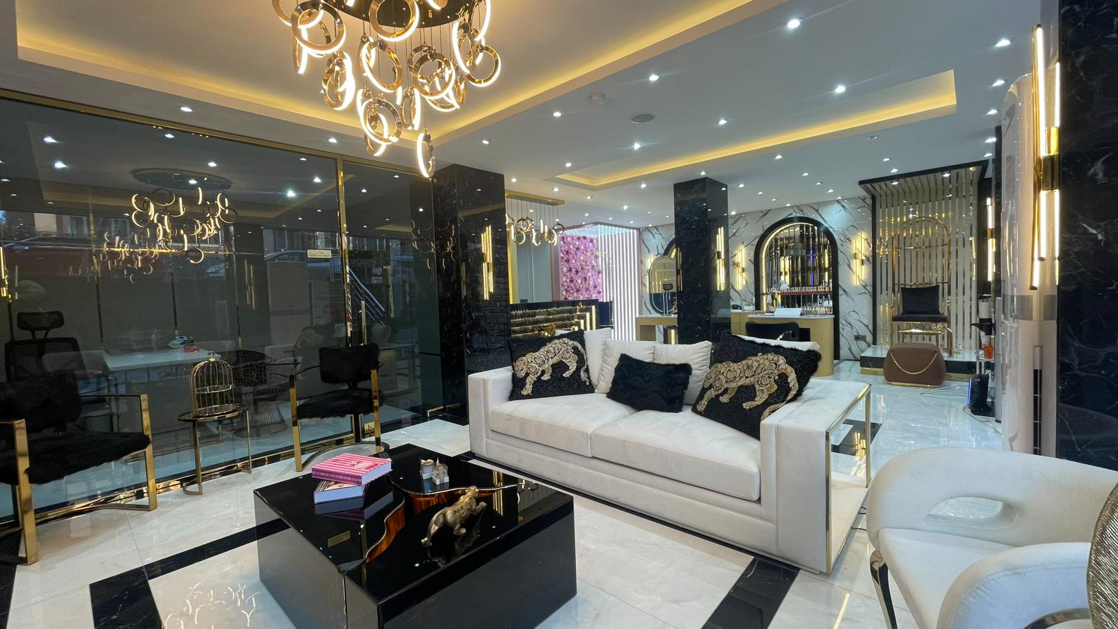 ZKS Beauty Studio – İstanbul Ümraniye | Protez Tırnak, Kirpik